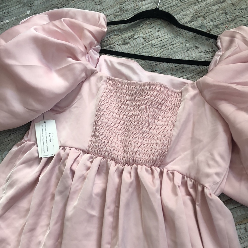 Dress - Picture 4 of 4